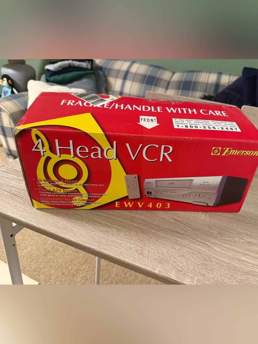 Emerson EWV403 4-Head VCR in Red Packaging